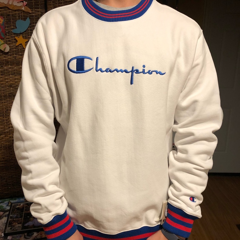 Brand new champion crew neck